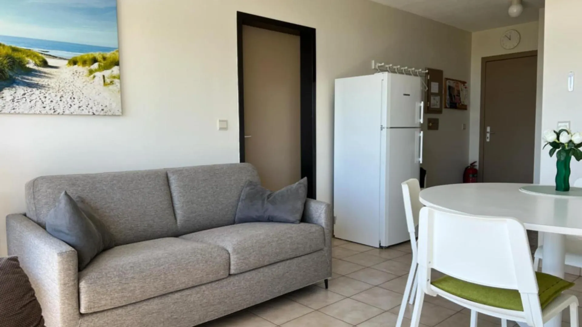 Appartement Residentie Astrid Met Private Parking Bredene Belgien
